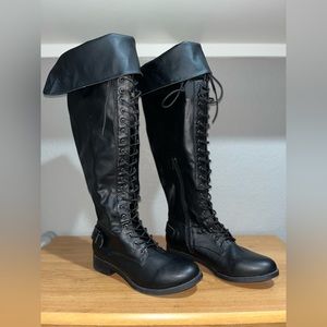 Brand New! Faux Leather Torrid Black Knee High Lace Up Combat Boot 9WW Wide Calf